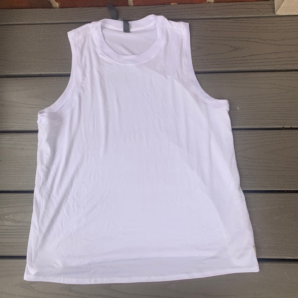 Vuori Pose Plyo Tank, Daily Crop Tank, Energy Top - Picture 12 of 15